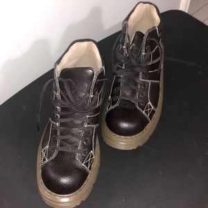 Dr. Martens brown & tan boots. Excellent condition! Mens size 11 US/10 UK/45 EU
